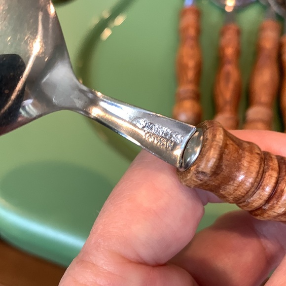 VTG MCM Taiwan stainless steel wood Utensils fork spoon knife 36 pc silverware - Picture 6 of 9